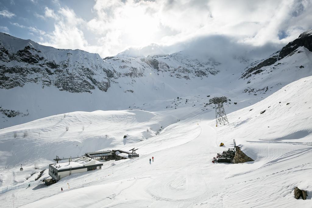 Nh Collection Alagna Mirtillo Rosso Zewnętrze zdjęcie