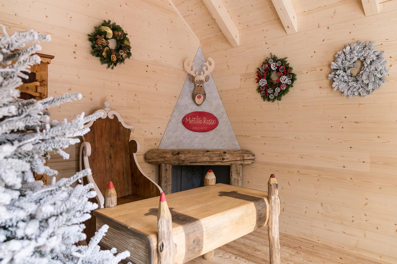 Nh Collection Alagna Mirtillo Rosso Zewnętrze zdjęcie